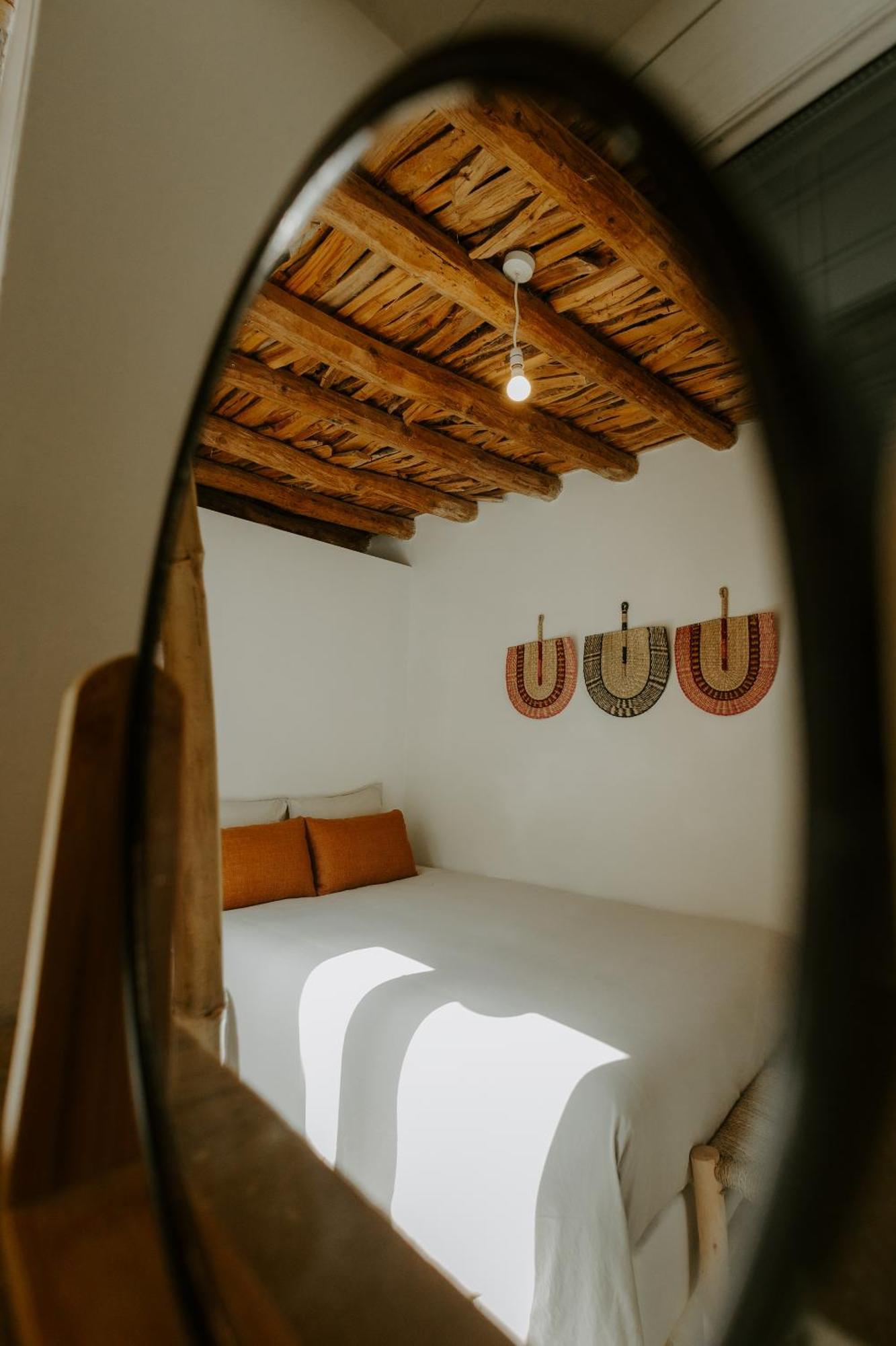 Smaragda'S Guest Rooms Limassol Eksteriør billede